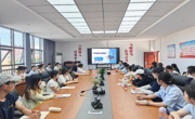 露点直播
开展“大学生网络文化素养提升”专题讲座