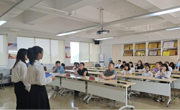 露点直播
举行“颂读英烈诗词 感悟初心使命 坚定理想信念”大学生思政教育主题实践示范展示活动复赛
